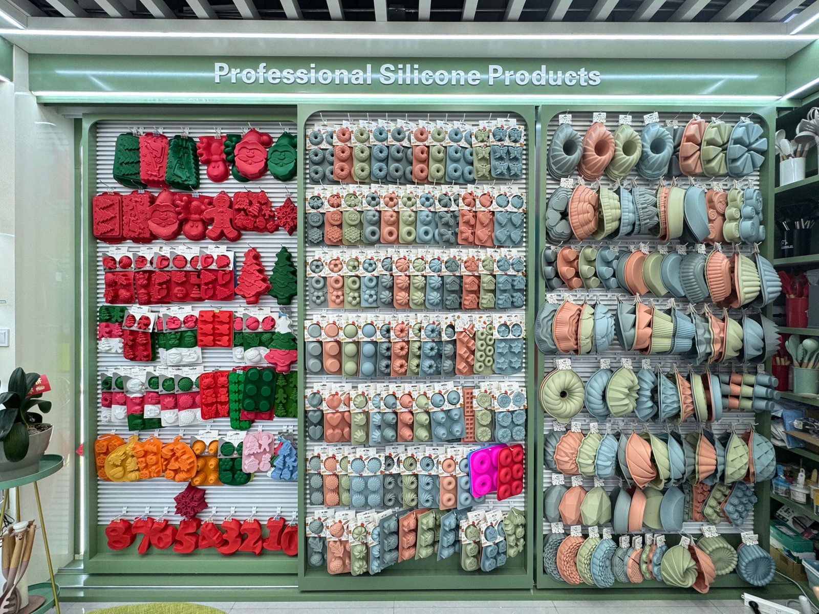 Kezon silicone bakeware product display